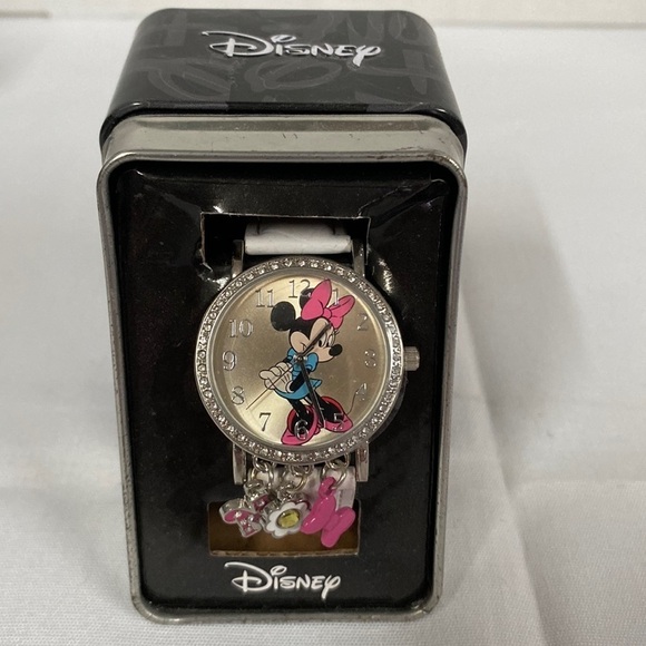 Disney Minnie Mouse Watch NIB (Needs Battery) (CW) - Picture 1 of 4